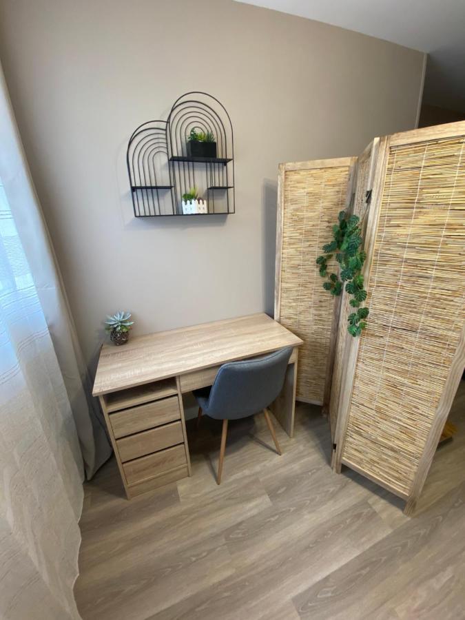 Appartement 1 Chambre Ambiance Tropicale - Centre De Bourbourg, Terrasse Privee المظهر الخارجي الصورة